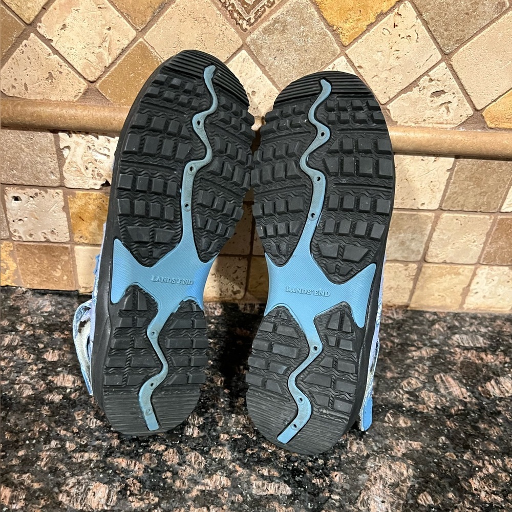 Lands Ends Woman’s Hiking Mary Jane Shoes Size 6 - Picture 2 of 5
